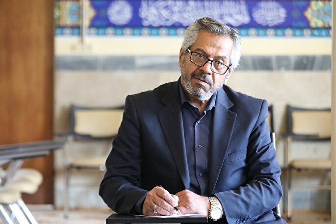 اهدای دو پرچم جلسات خانگی قرآن در همدان