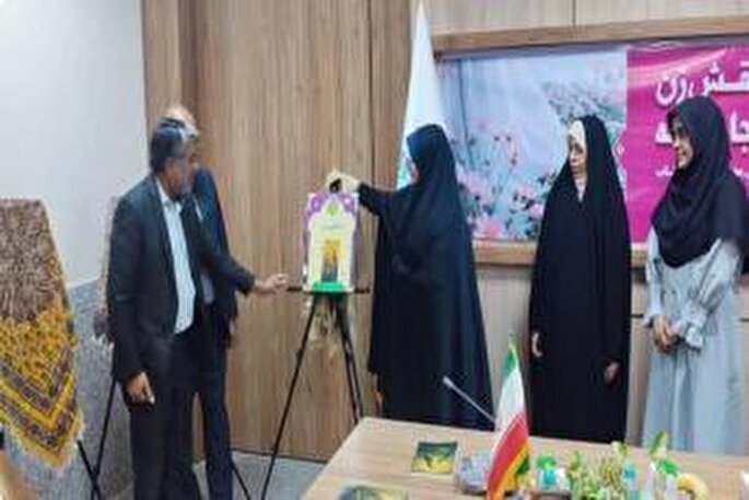 ۳ کتاب در بندرعباس رونمایی شد