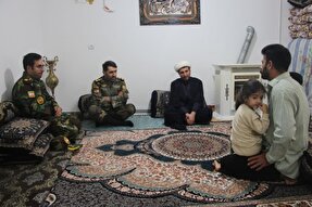 دیدار فرمانده تیپ ۲۸۴ شهید رستمی نزاجا با خانواده شهدای جنگ ۱۲ روزه