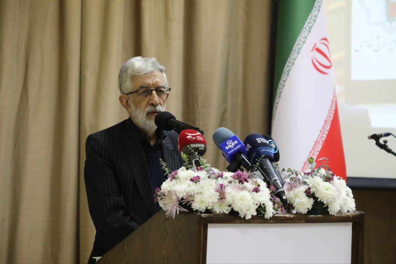 مراسم بزرگداشت استاد فتحالله مجتبائی در بنیاد ایرانشناسی برگزار شد مراسم بزرگداشت استاد فتحالله مجتبائی در بنیاد ایرانشناسی برگزار شد