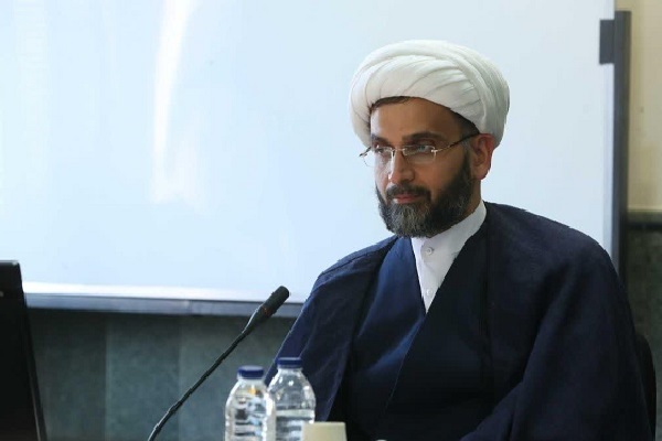 انتشار درسنامه هوشمند انس با قرآن کریم دانشگاه آزاد