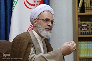 آیت‌الله جوادی آملی؛ قله‌ای کم‌نظیر در علوم اسلامی و پژوهش