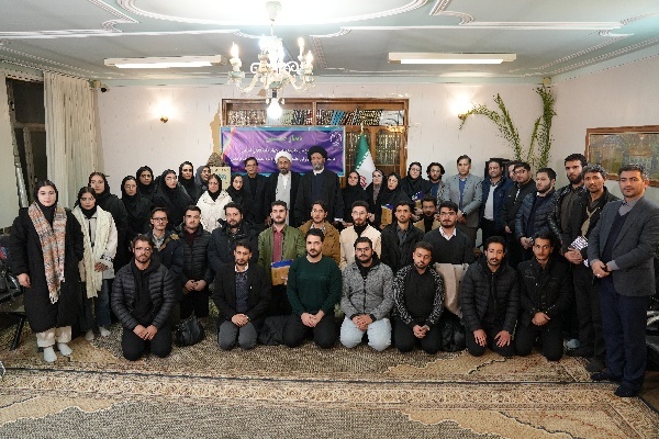 دیدار اعضای سازمان دانشجویان جهاددانشگاهی اردبیل با آیت‌الله سیدحسن عاملی