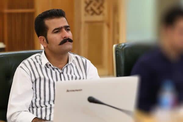 اثر هنرمند چهارمحال‌و‌بختیاری در مسابقه پوستر جشنواره تئاتر فجر پذیرفته شد