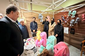 برپایی نمایشگاه طرح‌های اشتغال‌زایی کمیته امداد امام در چالدران