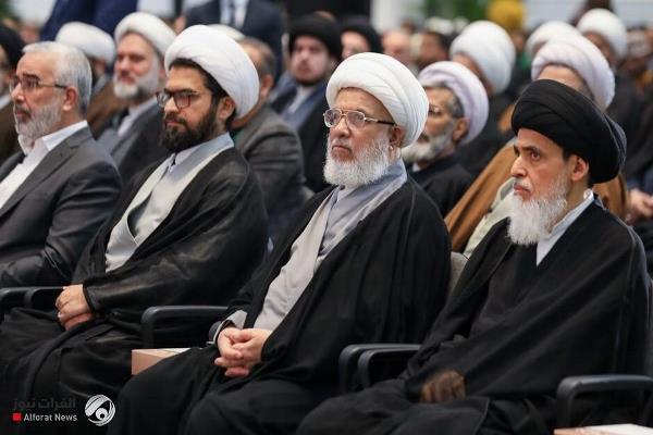 کنگره بین‌المللی علامه نائینی در نجف اشرف آغاز شد/ رونمایی از دانشنامه محقق نائینی+عکس