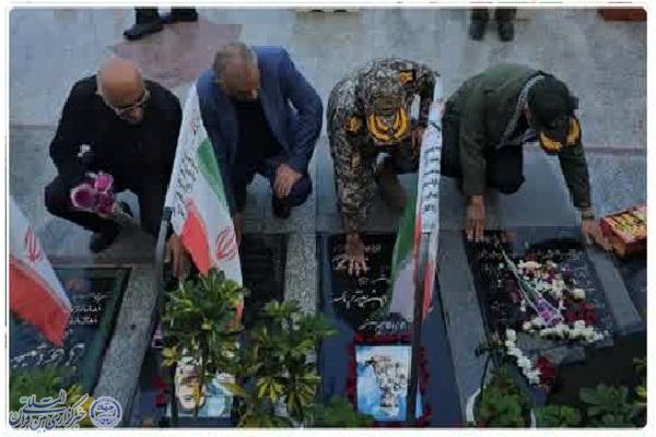 آیین معنوی غبارروبی و عطر افشانی به مناسبت هفته بسیج