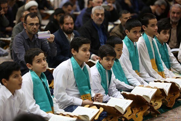 محفل کرسی تلاوت فاطمی