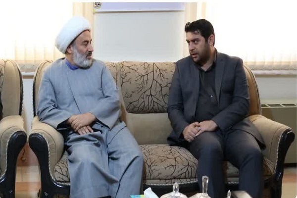 دیدار مدیرکل اوقاف و امور خیریه کردستان با مدیرکل میراث فرهنگی کردستان