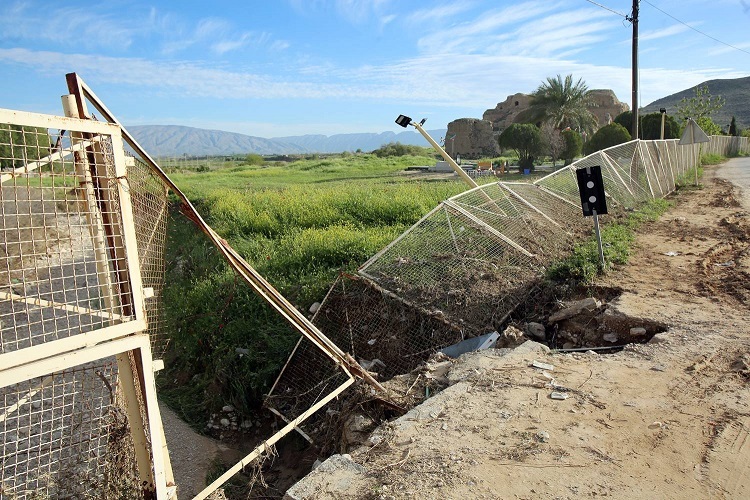 کاخ اردشیر بابکان فیروزآباد