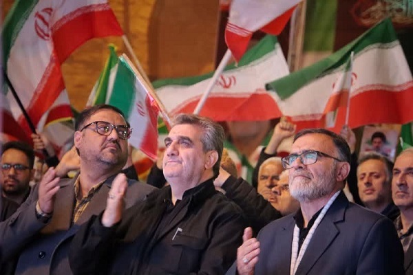 اجتماع بزرگ‌ مردمی شبهای اقتدار شهرستان دامغان محمد جواد کولیوند، استاندار سمنان