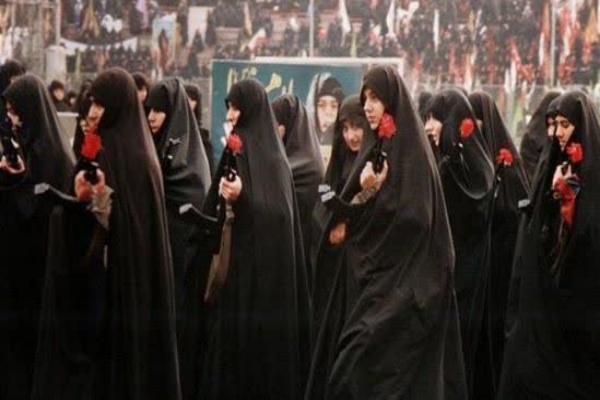 رژه زنان انقلابی