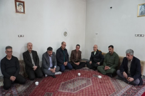 یاد شهدای جنگ رمضان در تاریخ ایران جاودان خواهد ماند