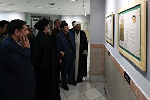 نمایش ۴۰ اثر منتخب در نمایشگاه «مسلخ عشق»؛ یادمان رهبر شهید انقلاب