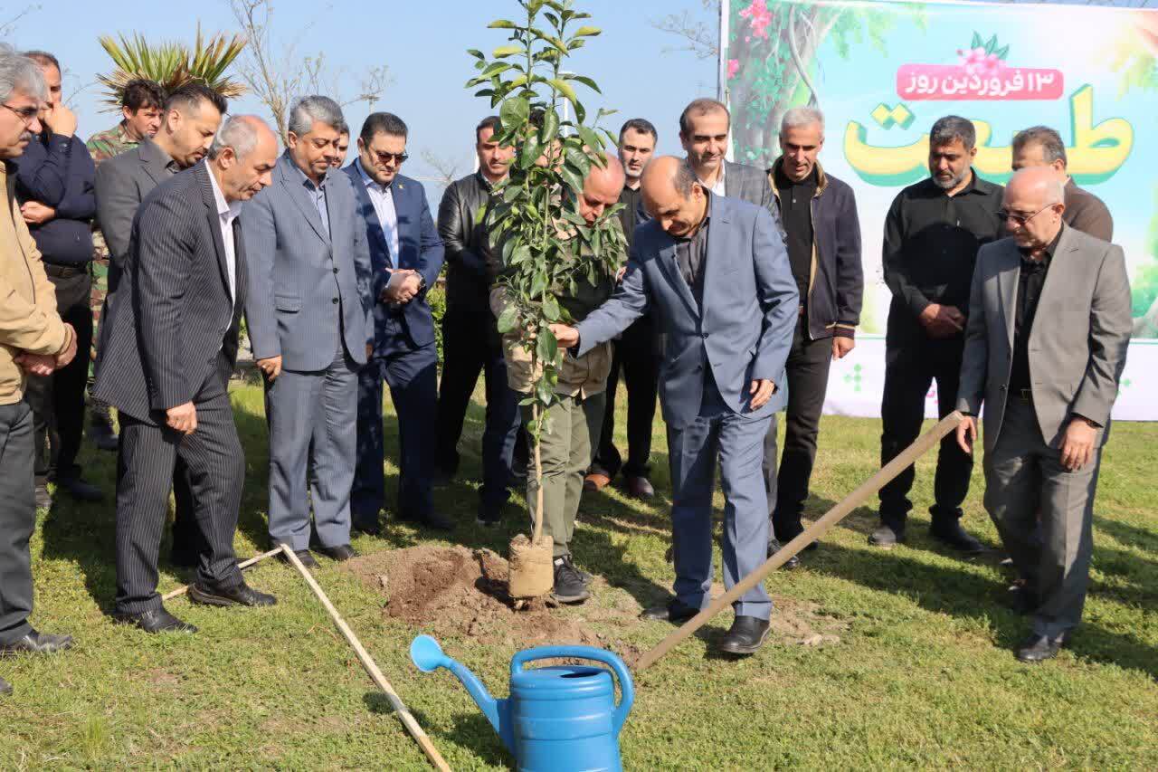 هادی حق شناس استاندار گیلان