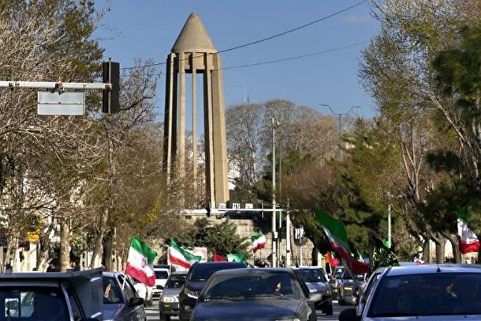 کاروان خودرویی ۱۲ فروردین در همدان