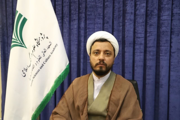 حجت‌الاسلام والمسلمین مسلم کامیاب، عضو هیئت علمی پژوهشگاه علوم و فرهنگ اسلامی