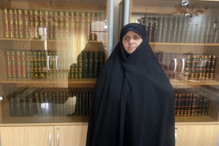 مژگان غلامی، استاد دانشگاه بینالمللی امام رضا(ع) مژگان غلامی، استاد دانشگاه بینالمللی امام رضا(ع)