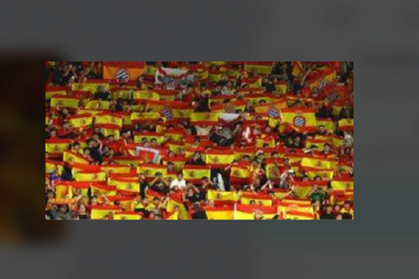 واکنش‌ها به شعارهای اسلام‌ستیزانه در بازی مصر و اسپانیا