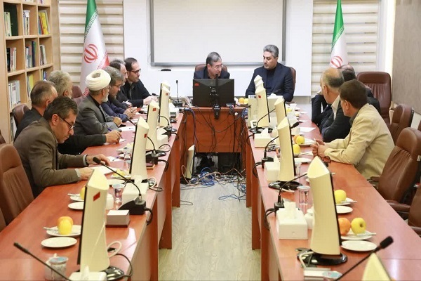 نشست مشترک استاندار آذربایجان غربی با رئیس و اعضای مجمع نمایندگان استان