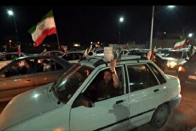 فیلم | کاروان خودرویی مردم اردکان در شب‌های مقاومت