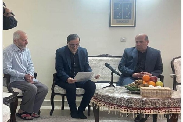 یاد و خاطره شهدای جنگ رمضان باید با روایتگری زنده نگه داشته شود