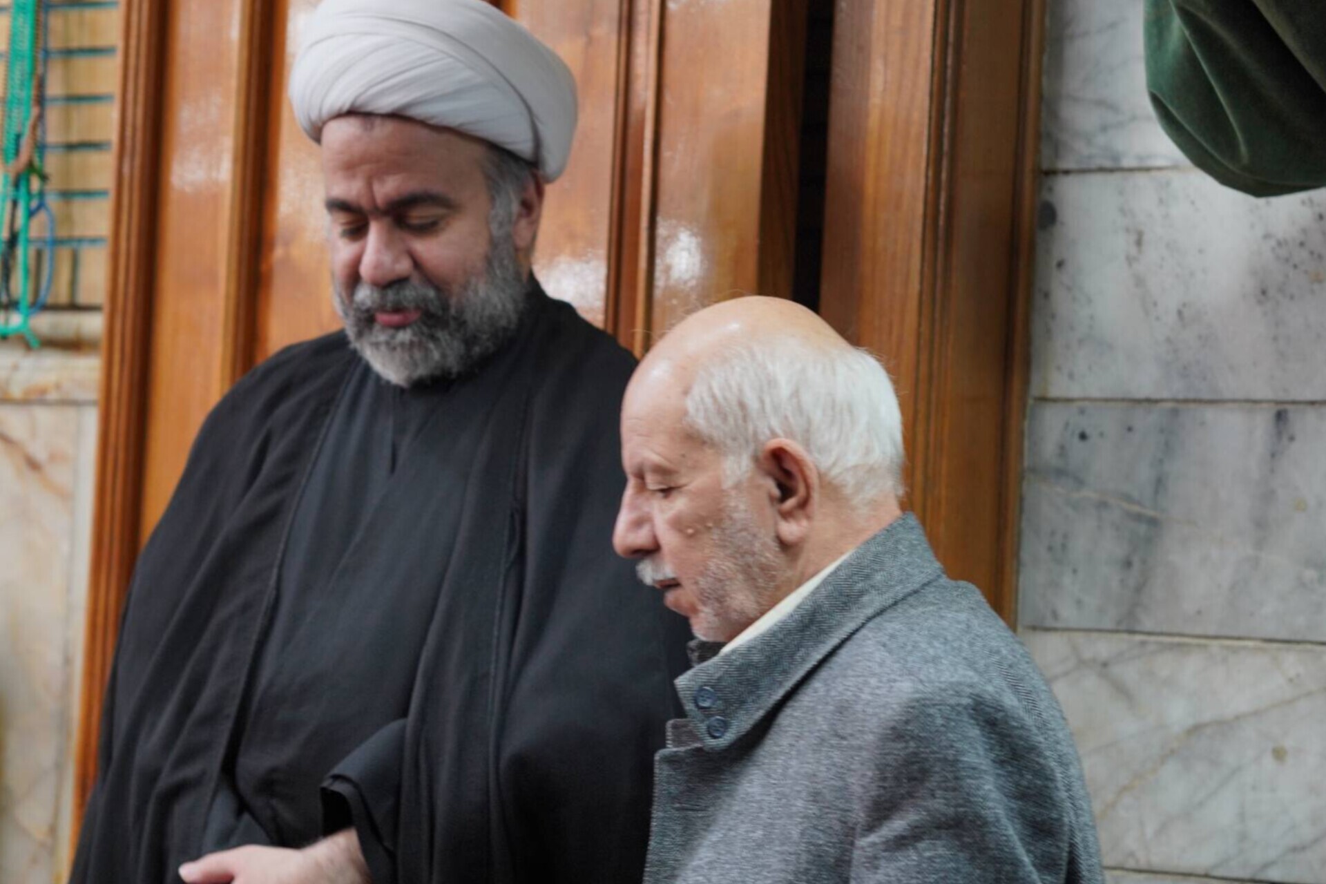 مرکب قلم عالم از خون شهید برتر است