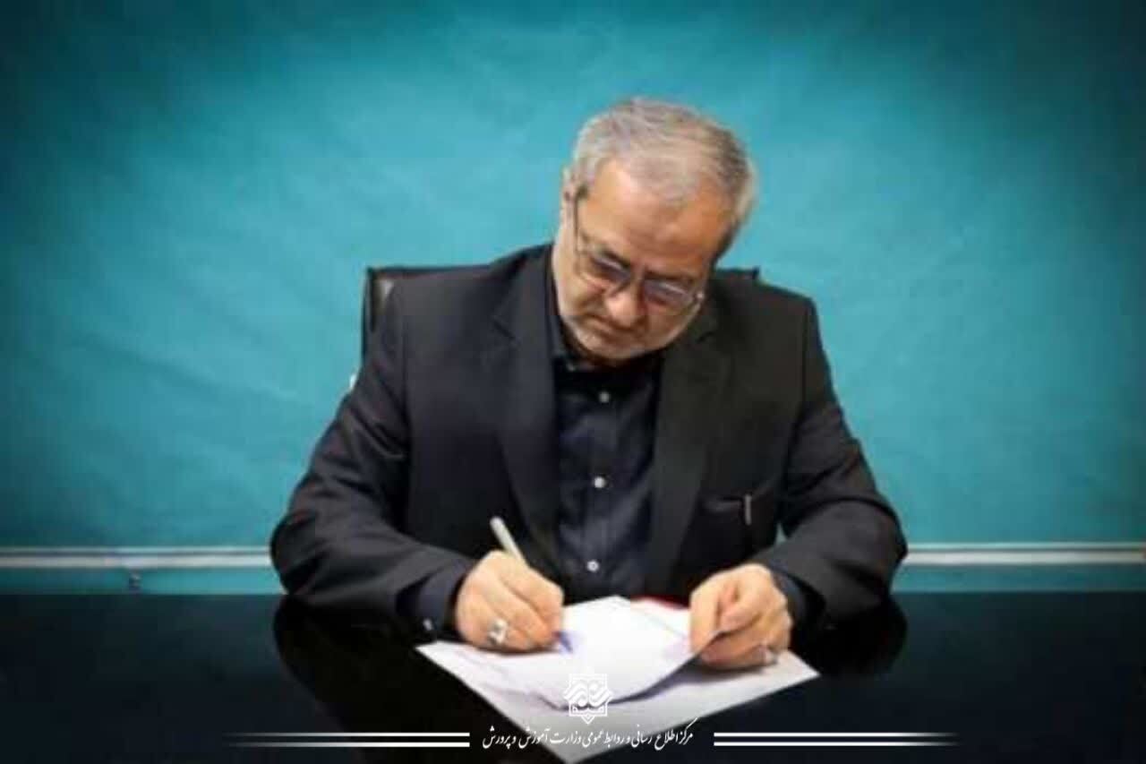 اقدام تروریستی دشمنان، عزم خدمت‌گزاران برای تداوم مسیر مقاومت را دوچندان خواهد کرد