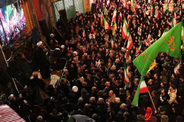 مردم ایران برای اثبات ذلت مستکبران مبعوث شده‌اند