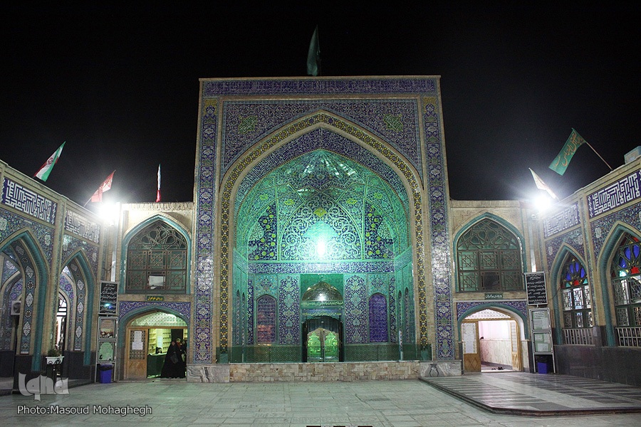 بقاع متبرکه؛ سنگرهای آرامش و همبستگی در جنگ رمضان