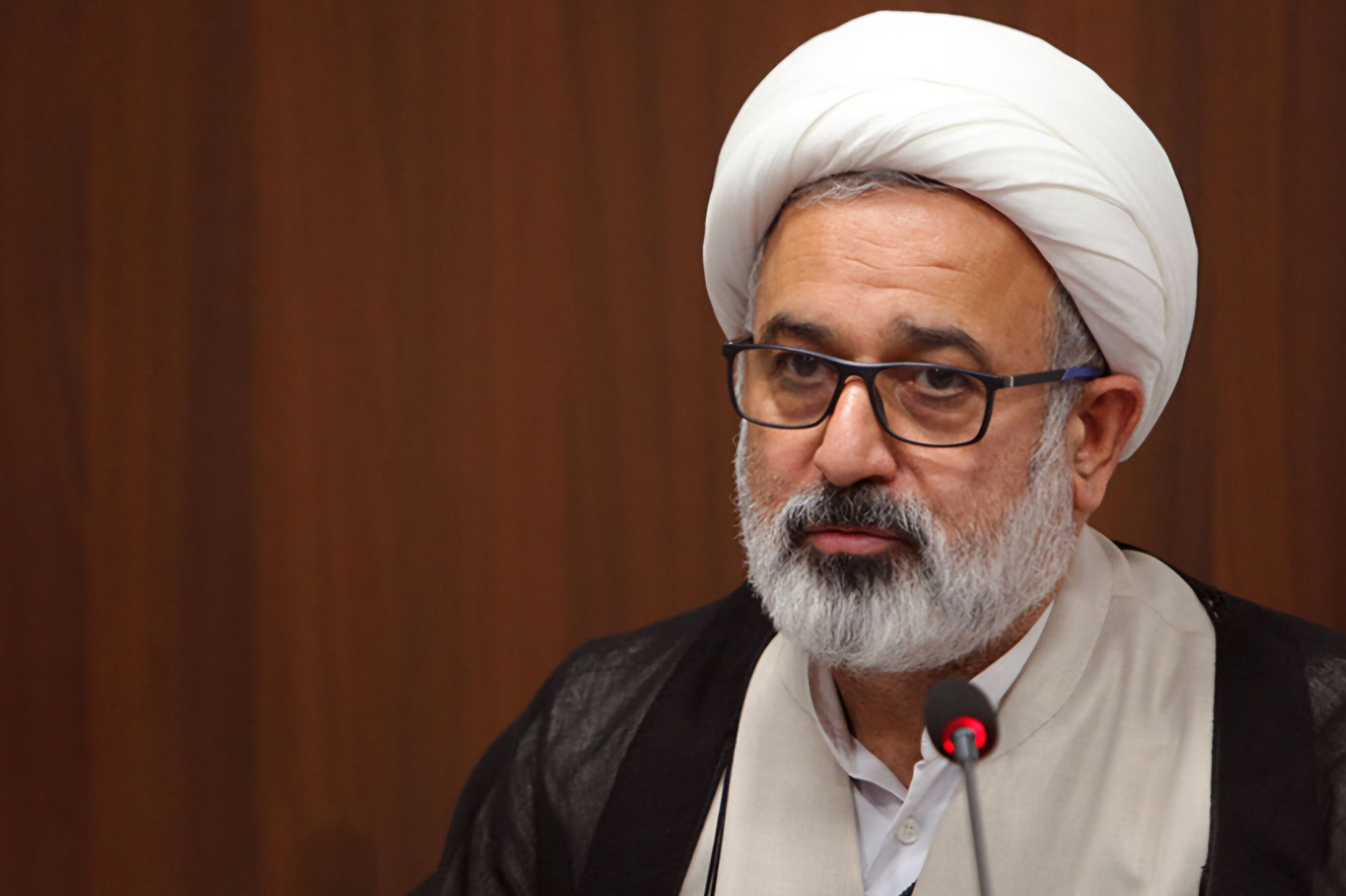 مواظب اکسیر وحدت باشیم