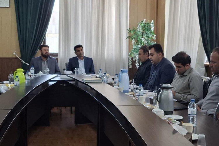 نشست مدیرکل سیاسی استانداری فارس با فرمانداران خرامه، کوار و سروستان