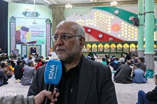 رهبر شهید همواره در آموزش و تدبر قرآن کریم مشوق بودند