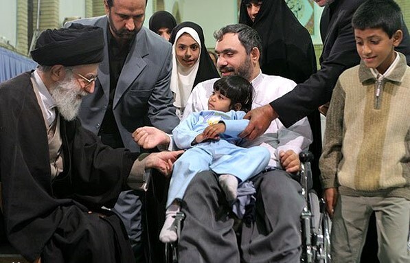 مساله‌ شهید و ایثارگرى، موتور حرکت جامعه است