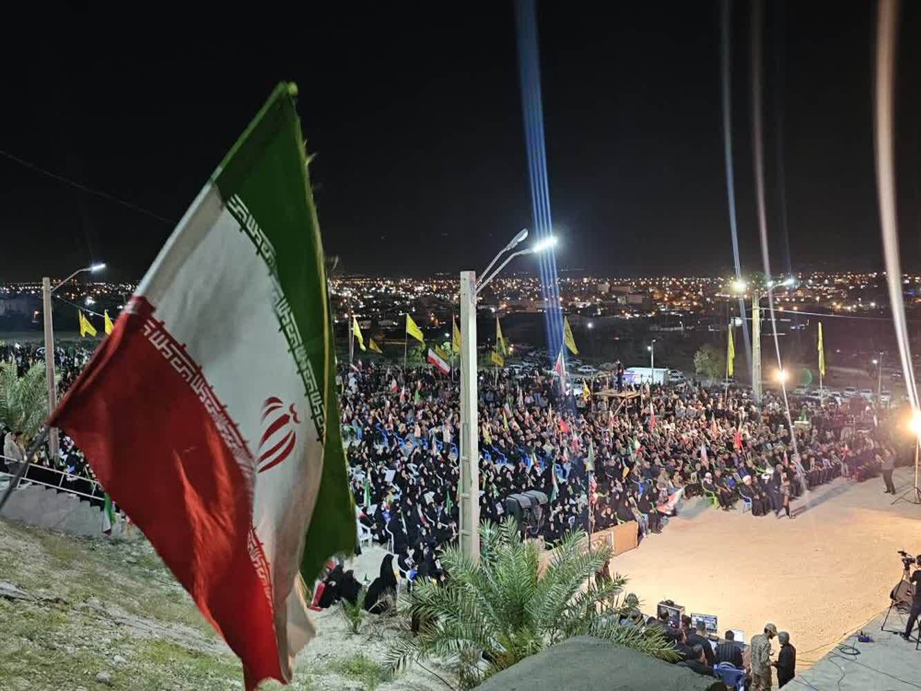 مراسم چهلمین روز شهادت رهبر انقلاب و شهدای لامرد