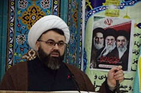 تفکر شهید خامنه‌ای تا ابد زنده است