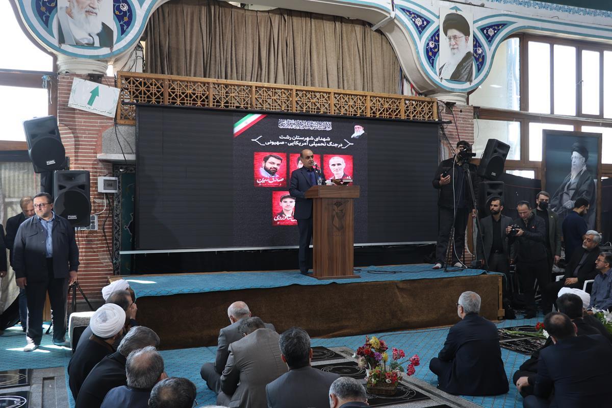 هادی حق شناس استاندار گیلان هادی حق شناس استاندار گیلان