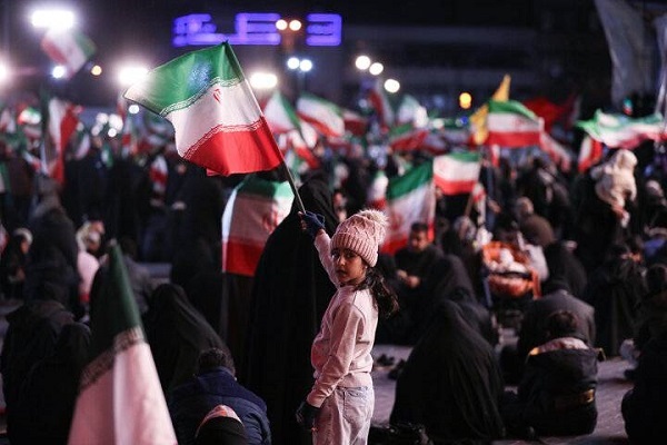 هفته هنر انقلاب با اجرای نمایش‌های میدانی در تهران و استان‌ها آغاز شد