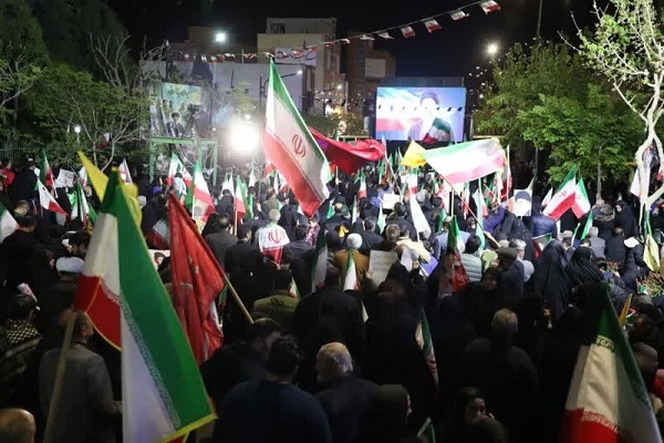 تجدید بیعت مردم سمنان با آرمان‌های انقلاب در چهل «شب اقتدار»