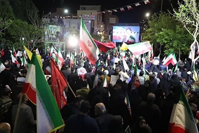 تجدید بیعت مردم سمنان با آرمان‌های انقلاب در چهل «شب اقتدار»