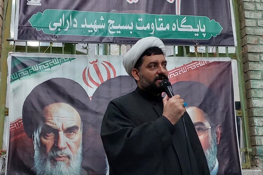 حجت‌الاسلام احد آزادیخواه، نماینده مردم ملایر در مجلس شورای اسلامی