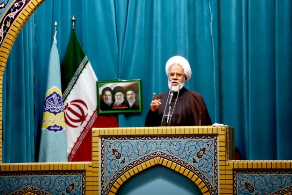 حجت‌الاسلام حبیب‌الله غفوری نماینده ولی فقیه در استان و امام جمعه کرمانشاه