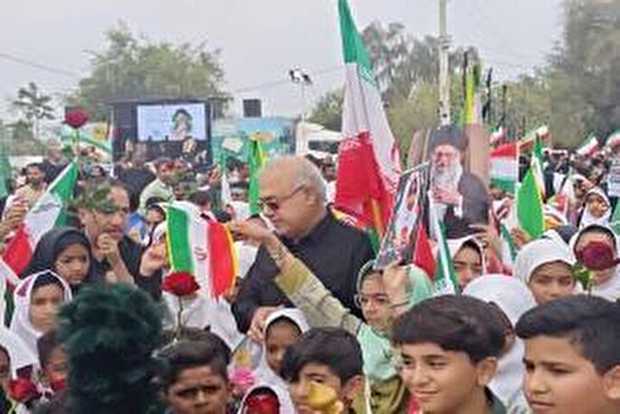 خون شهدای میناب قدرت نرم جمهوری اسلامی ایران را سامان داد