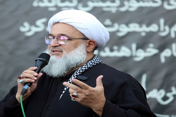 حجت‌الاسلام‌ والمسلمین احمد پناهیان، استاد حوزه علمیه