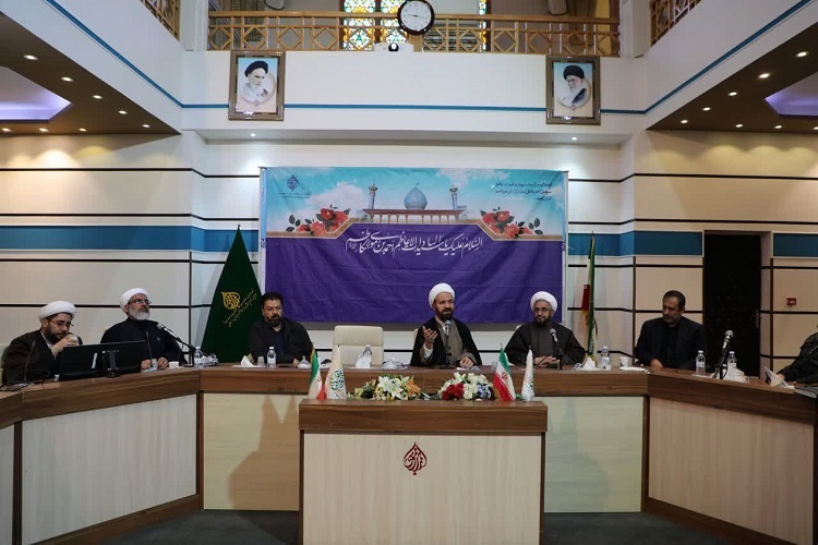 نشست ستاد دهه کرامت فارس، حرم شاهچراغ(ع)