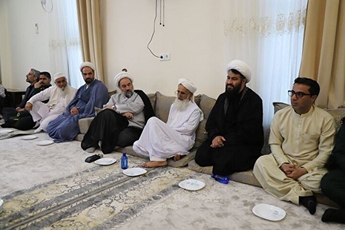 ایران با شکستن افسانه قدرت استکبار جهانی آبرویی برای آن‌ها باقی نگذاشت