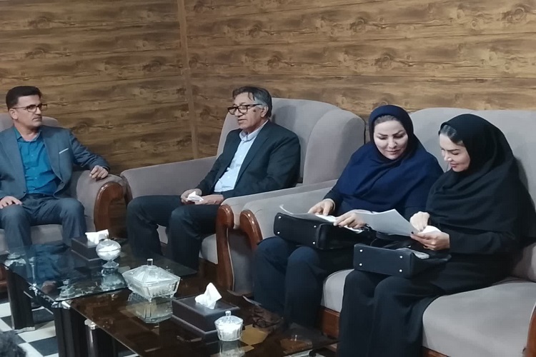 نشست مشترک جهاددانشگاهی استان و مسئولان بیمه آتیه سازان حافظ