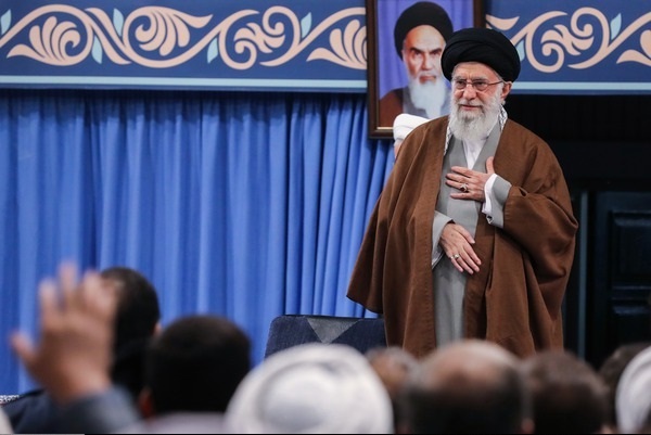 وحدت ملّی مهم است؛ نگذارید دشمنان وحدت را به هم بزنند