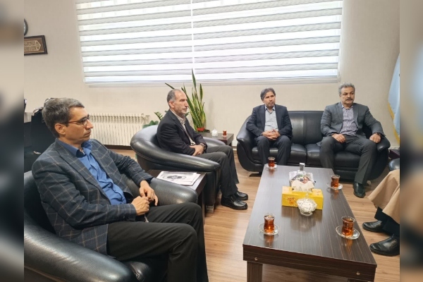 نشست بنیاد مسکن با خیرین