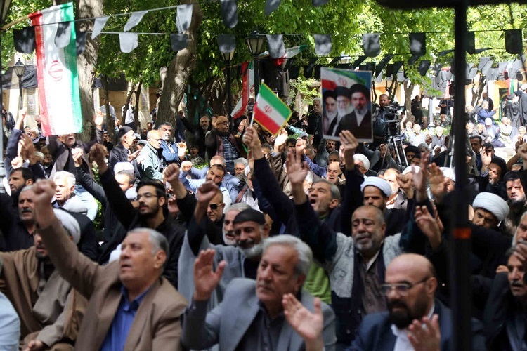 اقامه عزای سنتی رئیس مکتب جعفری در مدرسه خان شیراز
